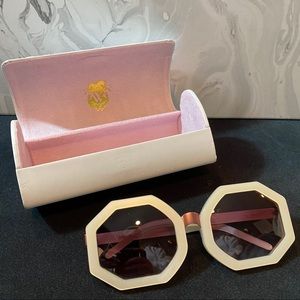 Wildfox AVA Sunglasses with case and box - RARE